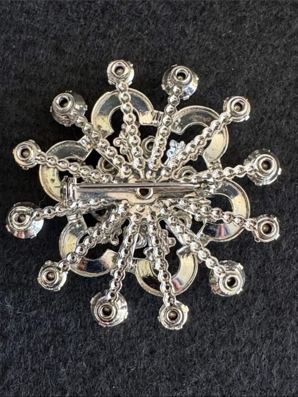 VTG Starburst Rhinestone Brooch Pin Silver Tone Mid Century Snowflake